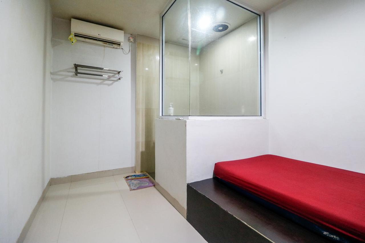 Reddoorz Plus Near Pasar Wisata Pekanbaru Ngoại thất bức ảnh